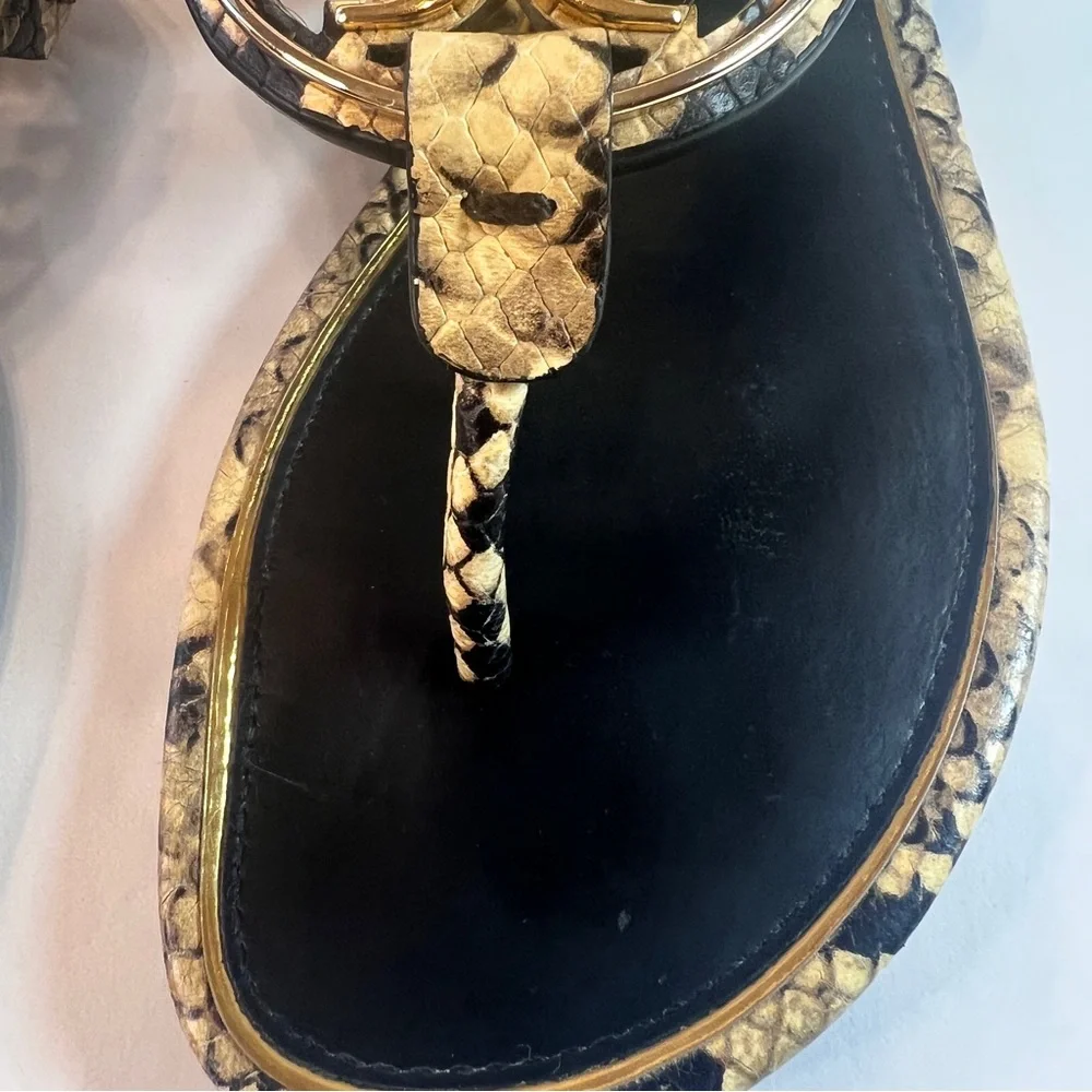 Tory Burch Miller Sandals 8M Snake Print Gold Logo Thong Flip Flop Leather - Picture 8 of 9